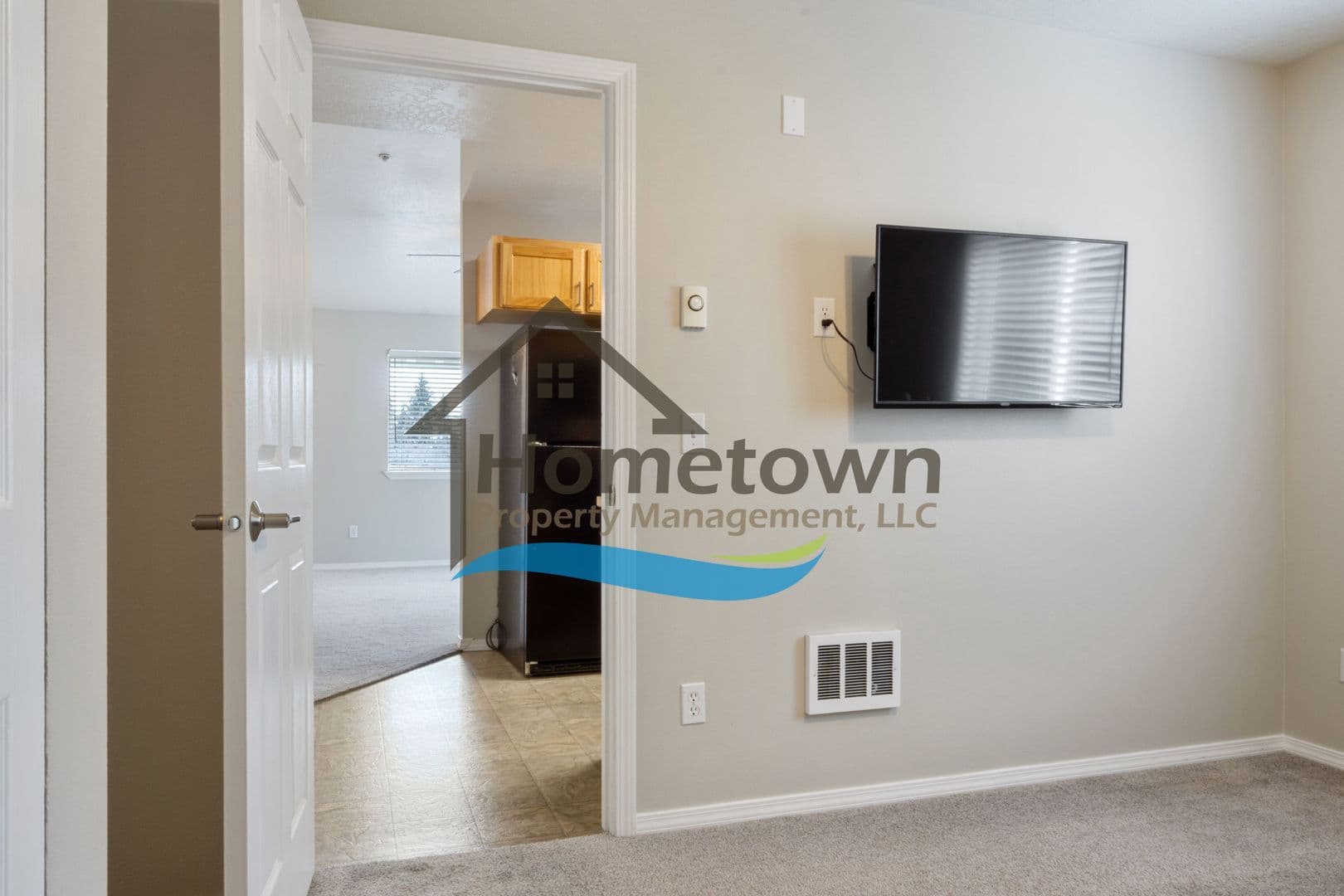 Coeur d'Alene House: 723 E Whispering Pines Lane #19