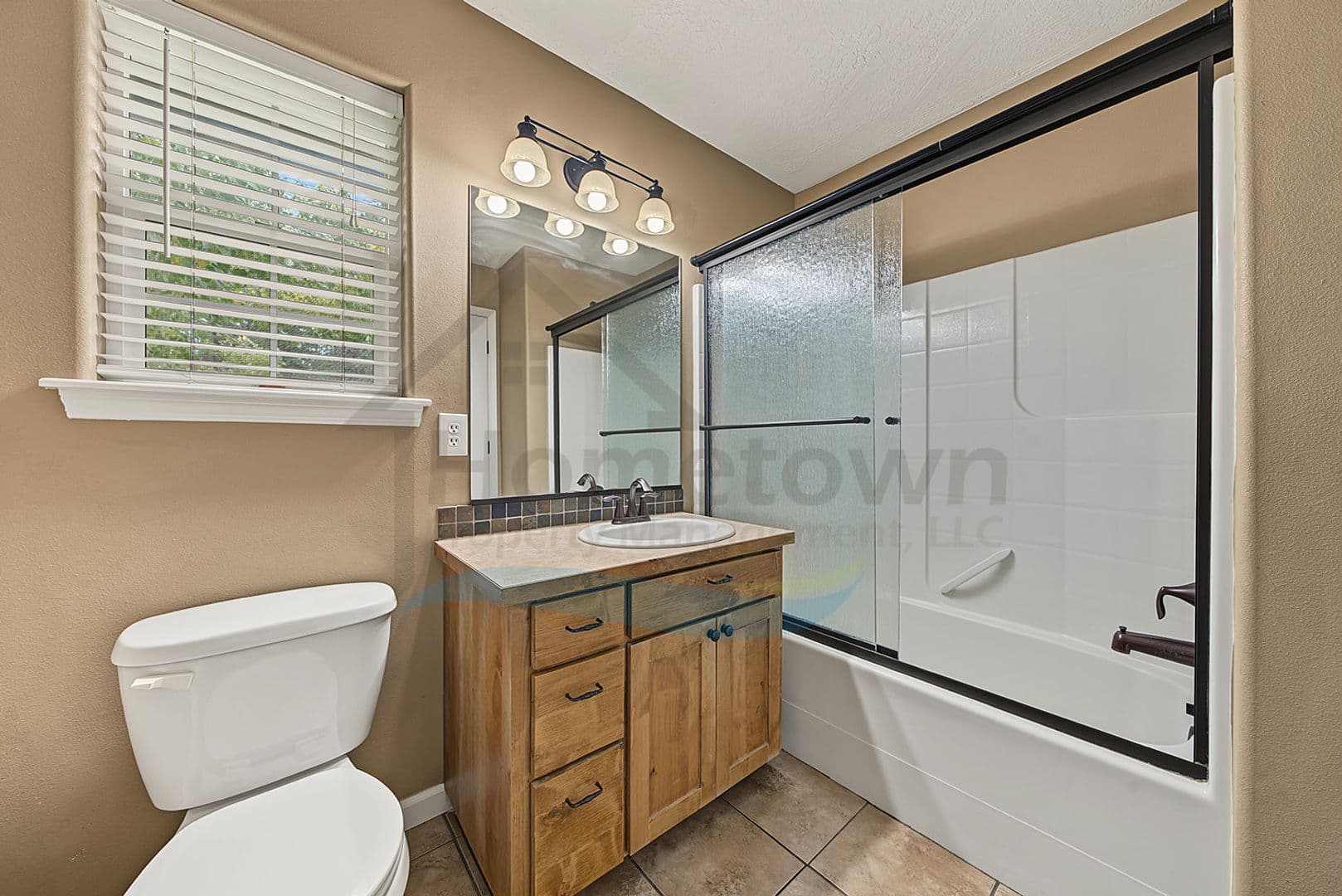 Coeur d'Alene House: 908 E Davis Ave