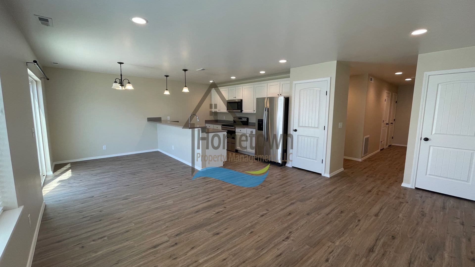 Burley Apartment: 321, 331, 341, 351 E 8th St
