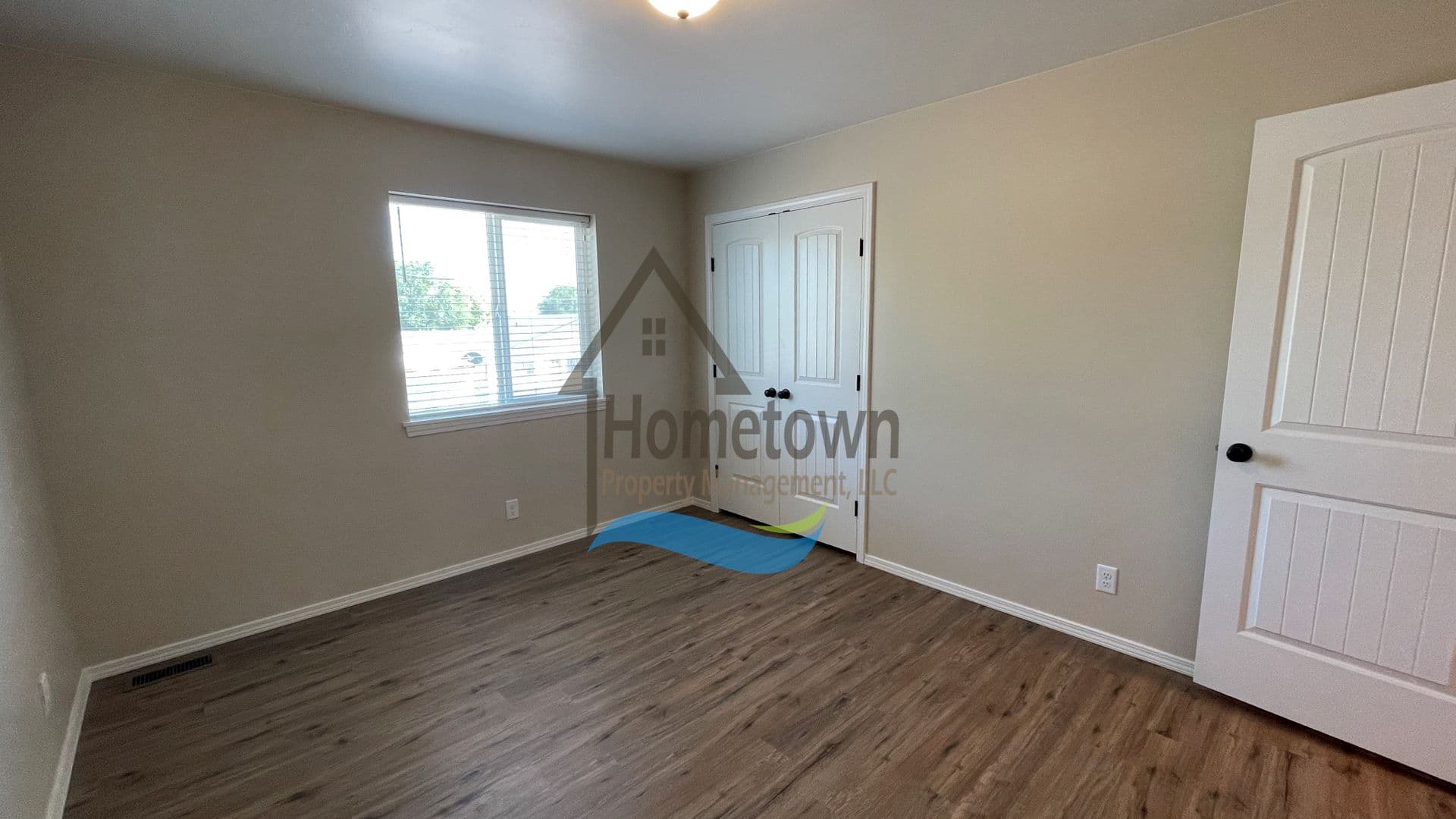 Burley Apartment: 321, 331, 341, 351 E 8th St