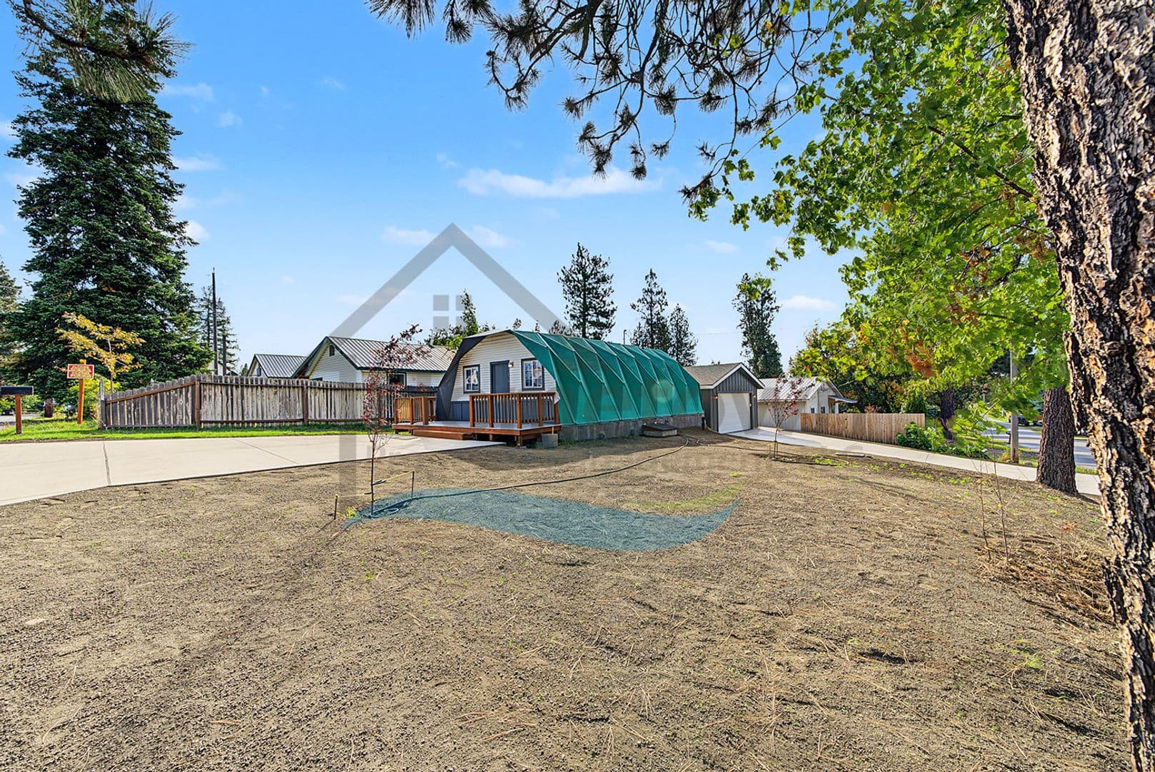 Rathdrum House: 7676 W Lewis St