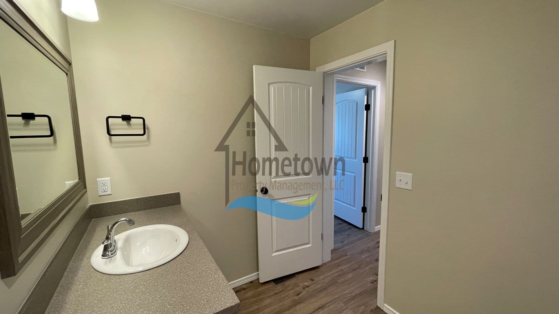 Burley Apartment: 321, 331, 341, 351 E 8th St