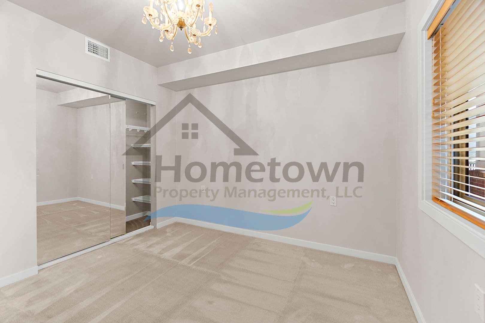 Post Falls House: 355 W Waterside Dr