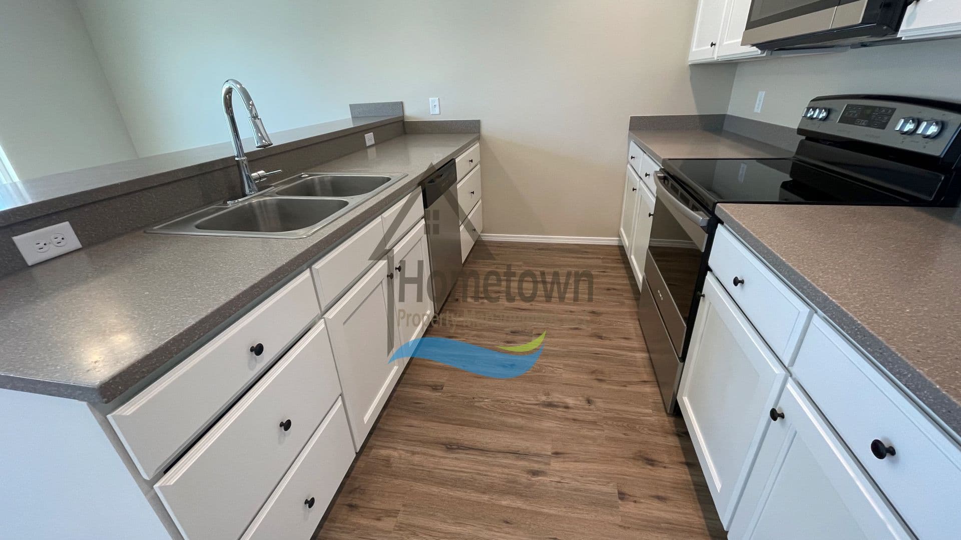 Burley Apartment: 321, 331, 341, 351 E 8th St