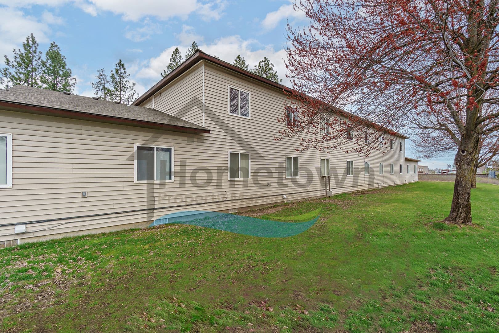 Post Falls Apartment: 703 N Compton St