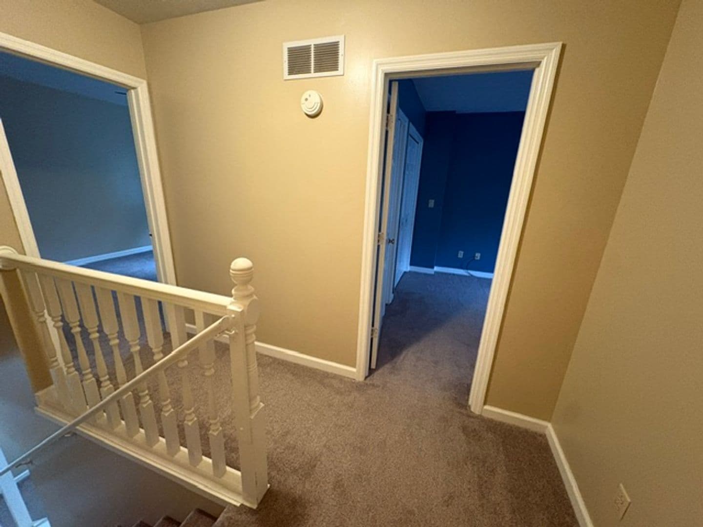 Parkersburg Apartment: 600 Schultz St