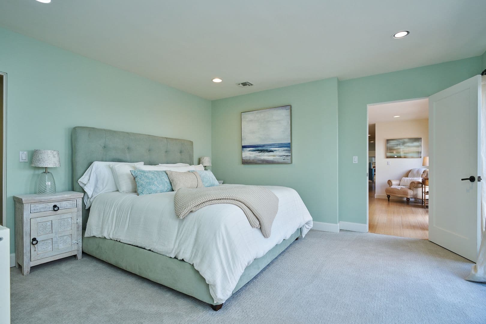 Playa Del Rey House: 151 Napoleon Street