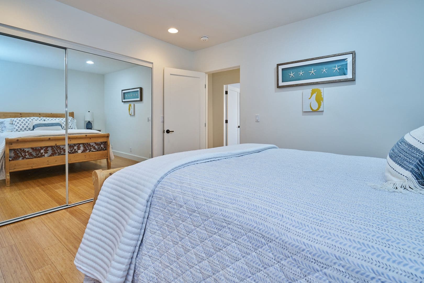 Playa Del Rey House: 151 Napoleon Street