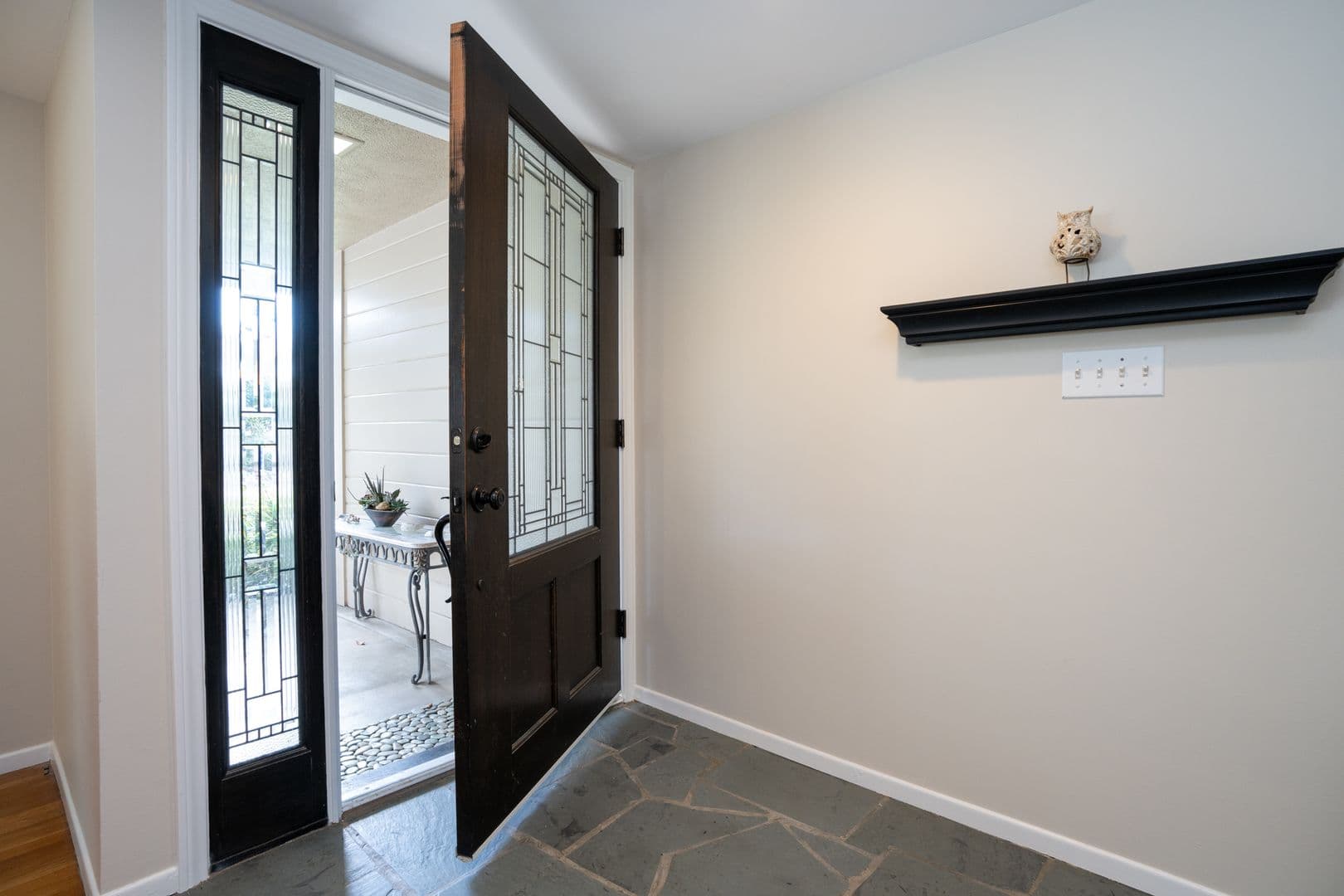 Palos Verdes Estates House: 825 Tyburn Road