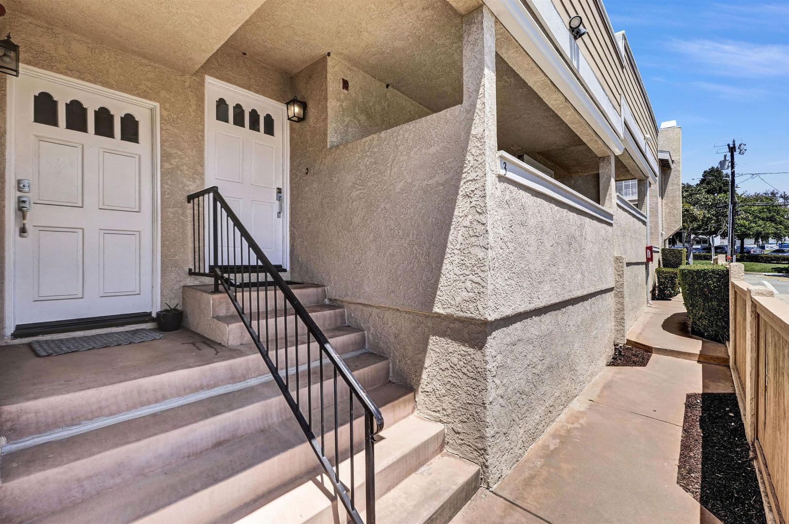 Redondo Beach House: 203 N. Lucia Avenue