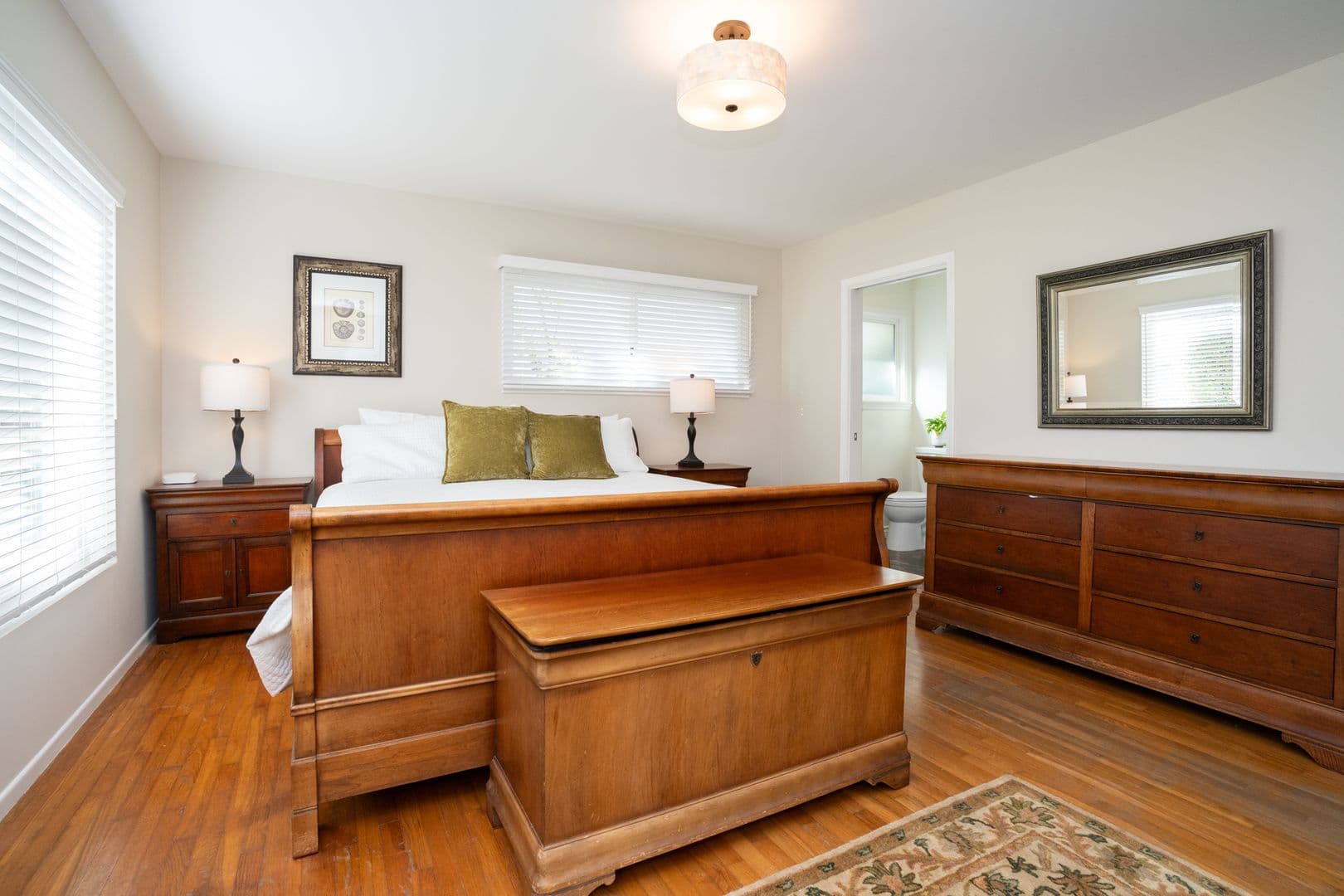 Palos Verdes Estates House: 825 Tyburn Road