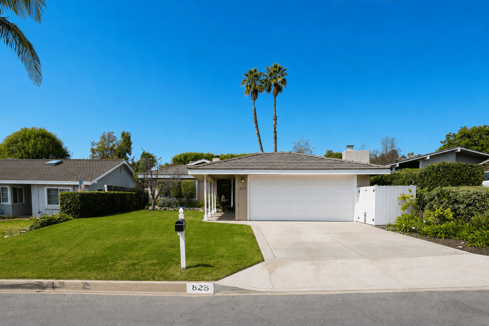 Palos Verdes Estates House: 825 Tyburn Road
