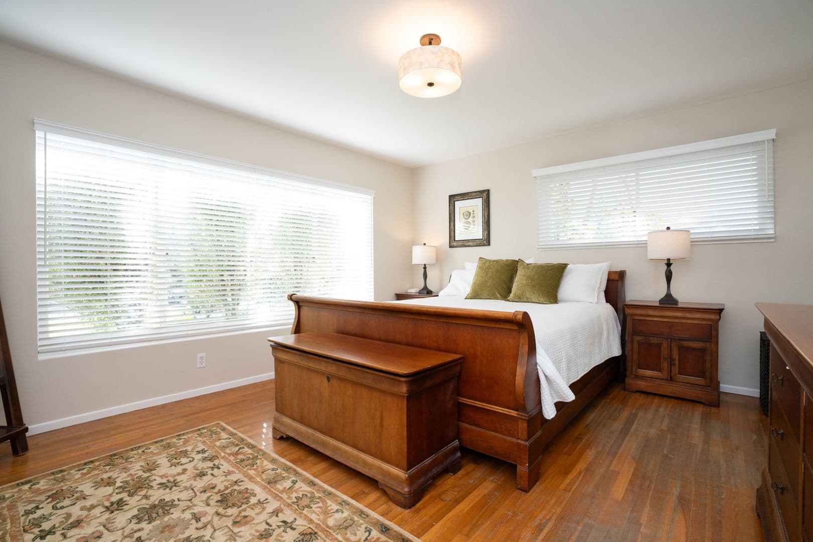 Palos Verdes Estates House: 825 Tyburn Road