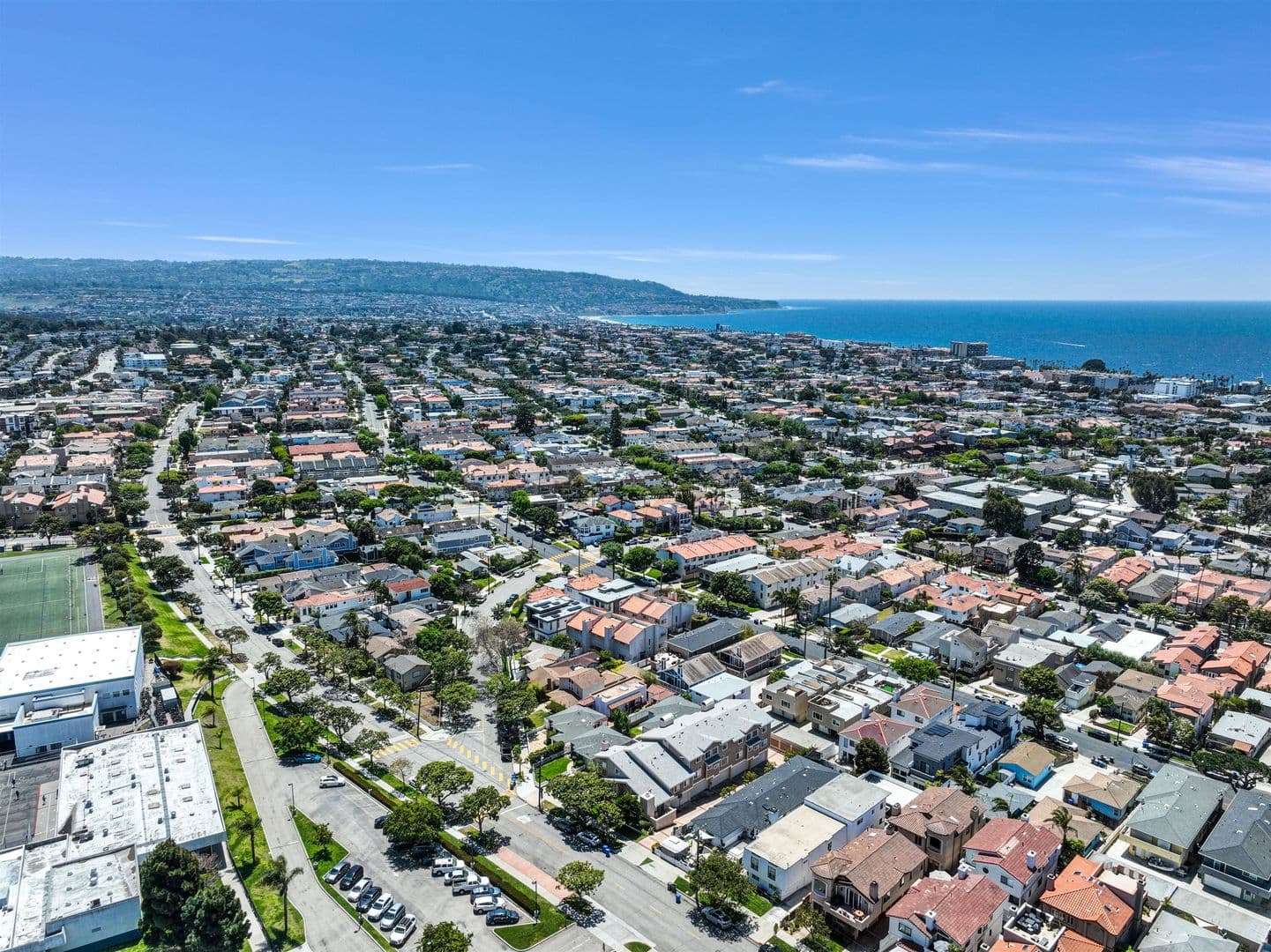 Redondo Beach House: 203 N. Lucia Avenue