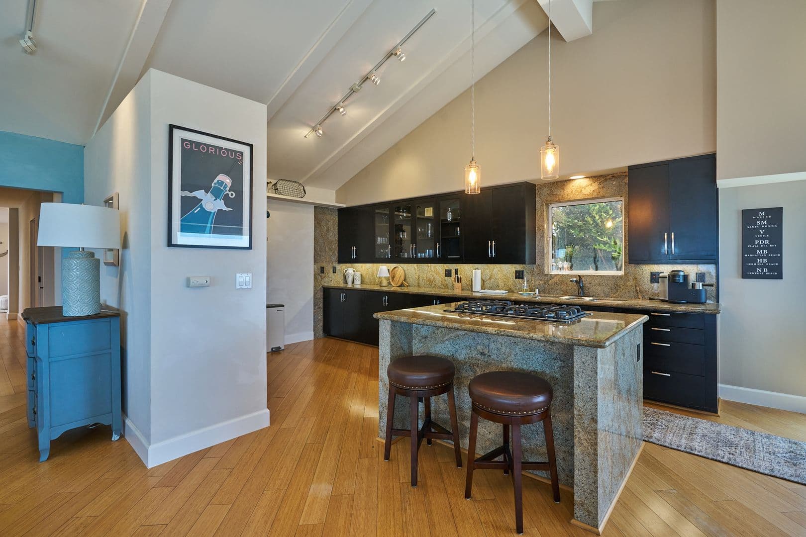 Playa Del Rey House: 151 Napoleon Street