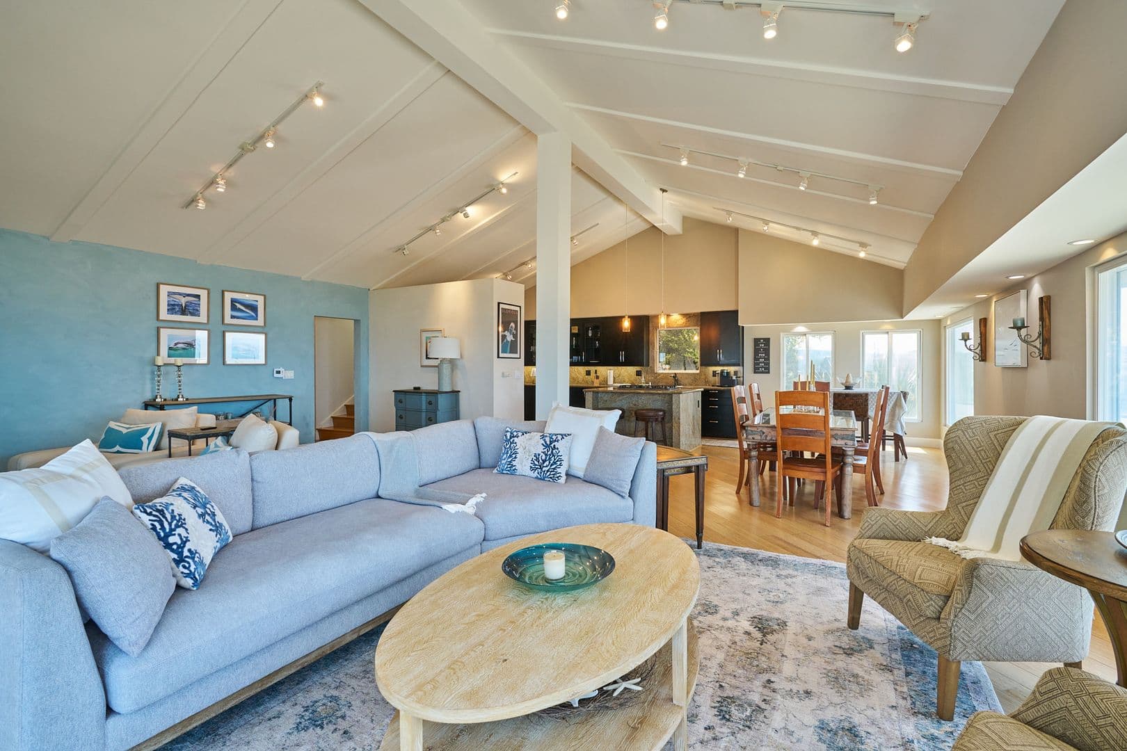 Playa Del Rey House: 151 Napoleon Street