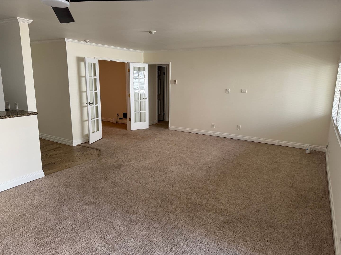 Redondo Beach Condo: 250 The Village
