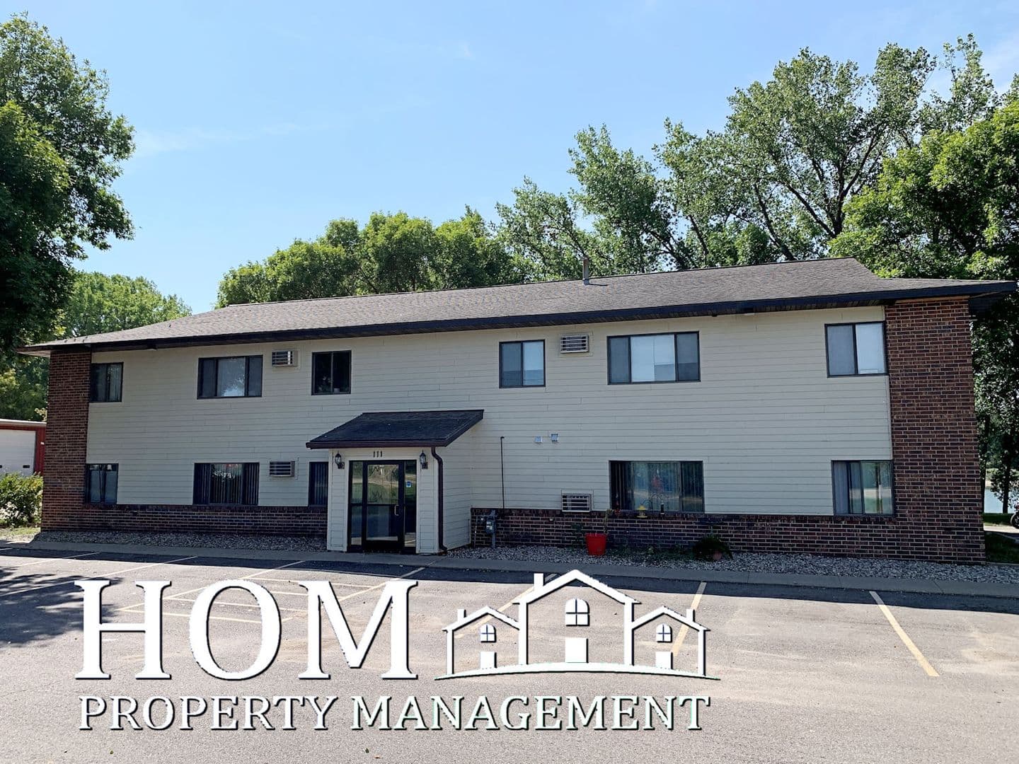Mankato Apartment: 111 West Lind Street