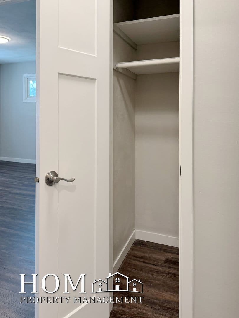 Waseca Apartment: 109 7th Street Northwest