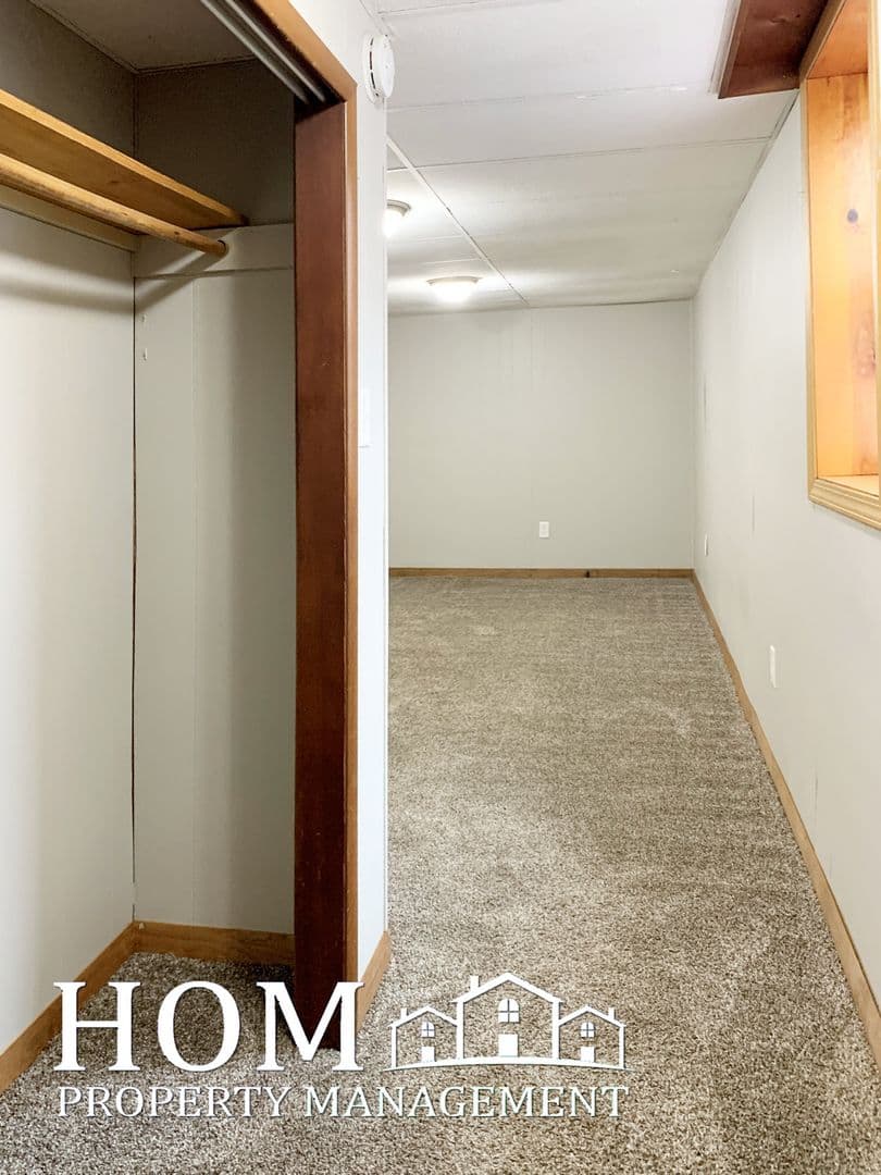 North Mankato Apartment: 630 Lyndale Street