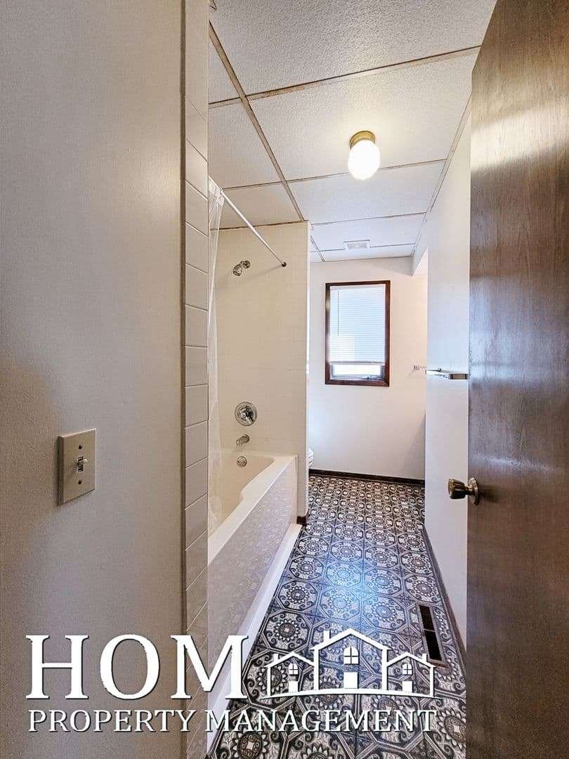 Mankato Apartment: 535 North 4th Street
