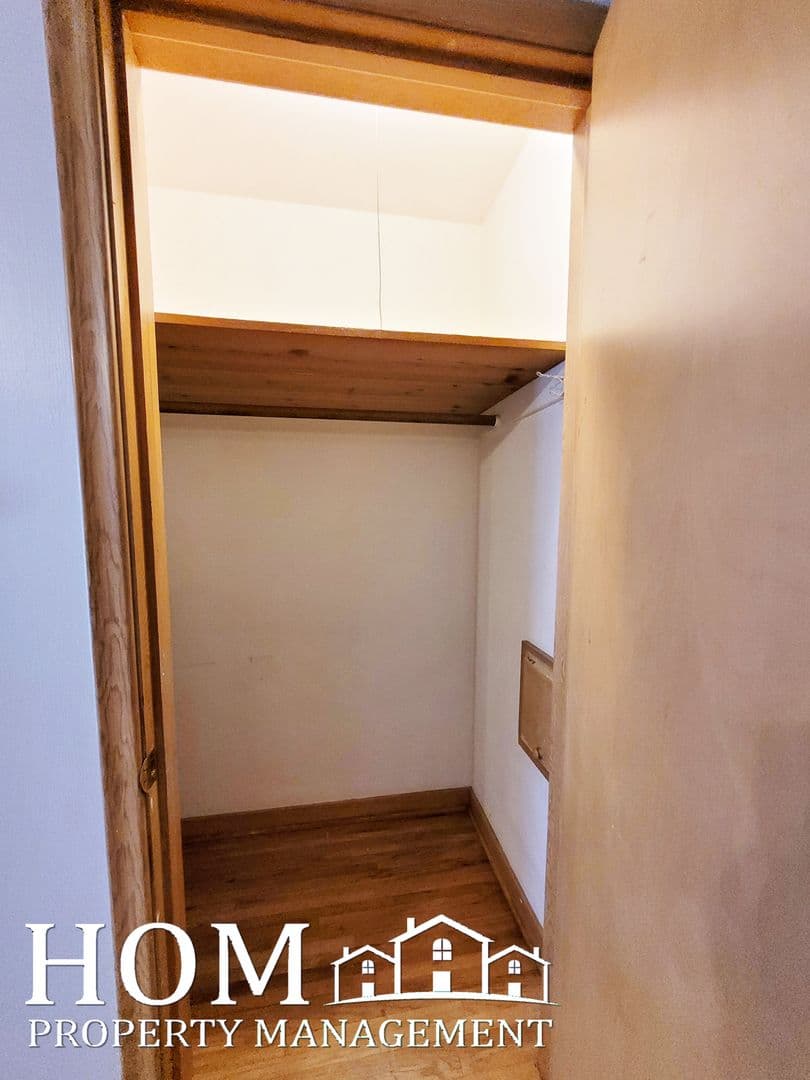 Mankato Apartment: 225 East Spring Street
