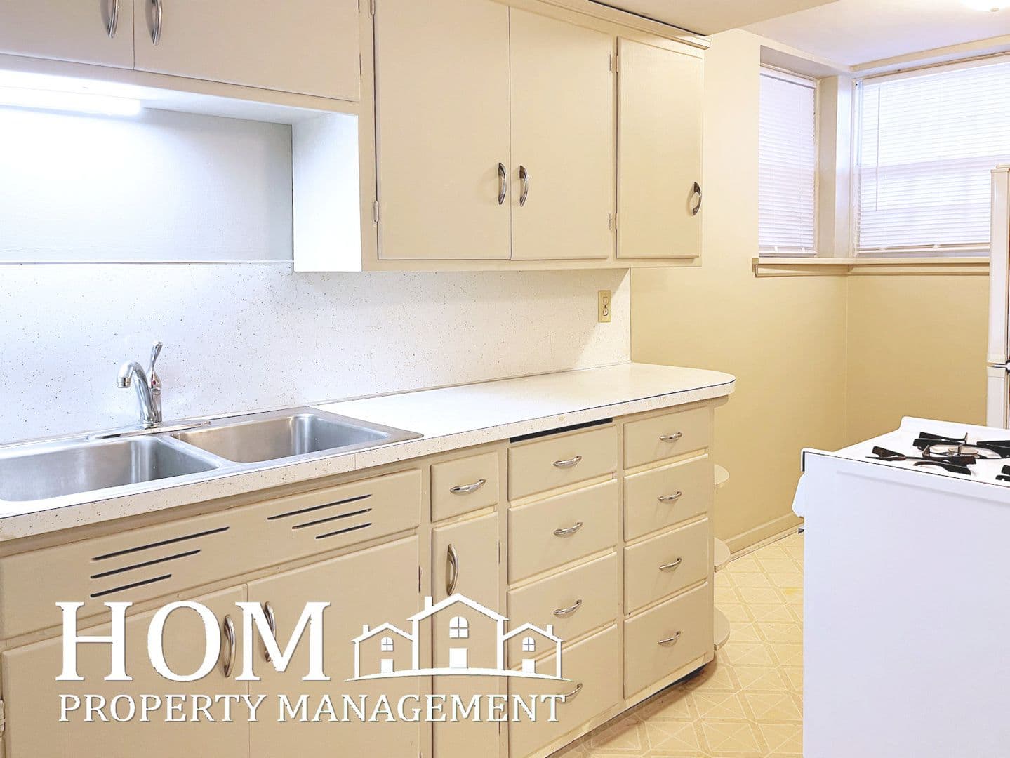Mankato Apartment: 525 South Broad Street