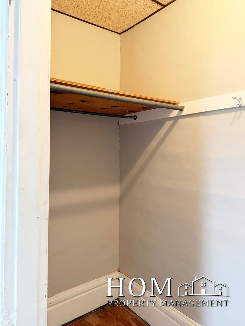 Mankato Apartment: 102 South 5th Street