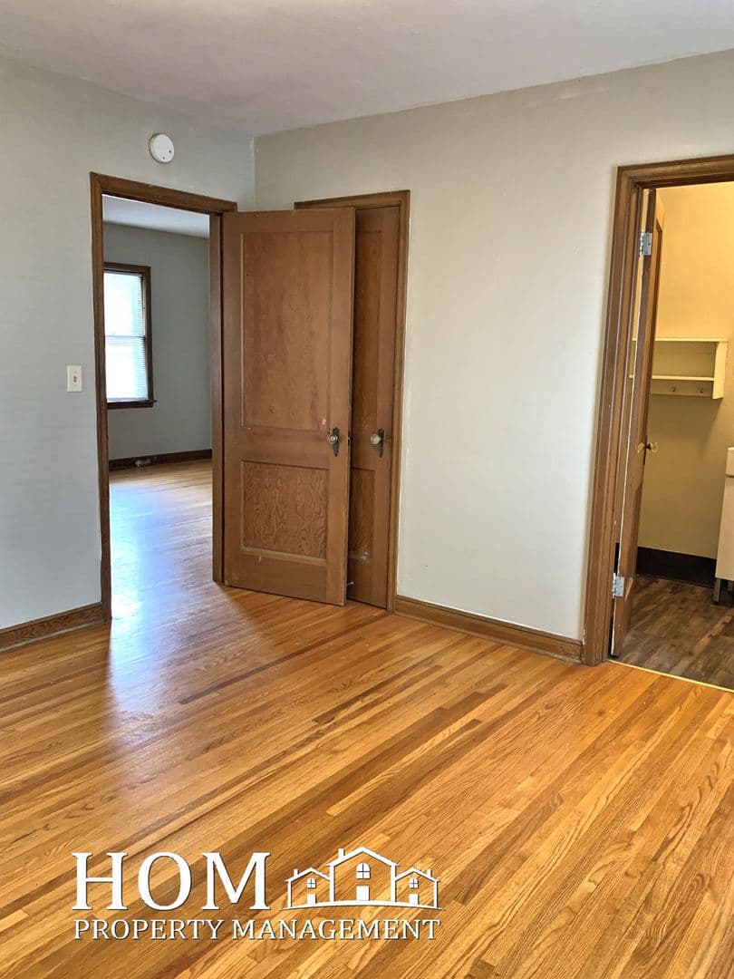 Mankato Apartment: 308 North Broad Street