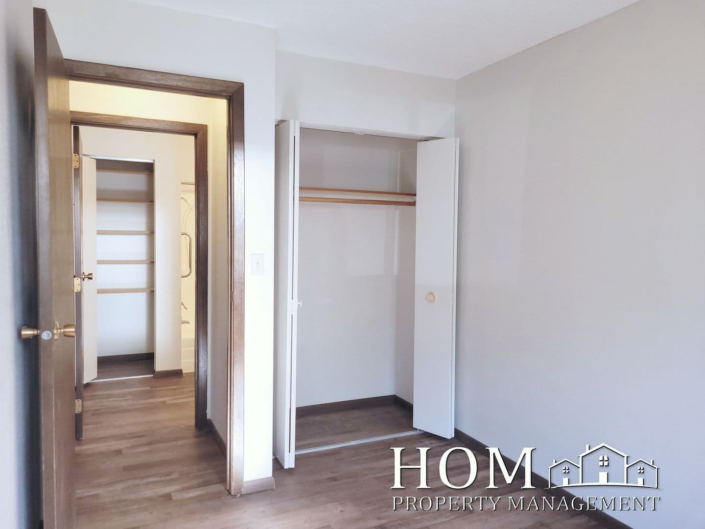 Lake Crystal Apartment: 301 W Bert St.
