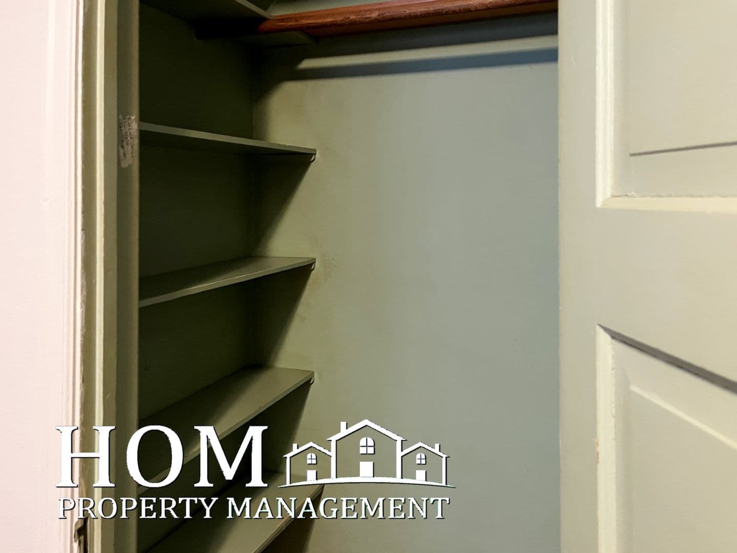 Mankato Apartment: 525 South Broad Street
