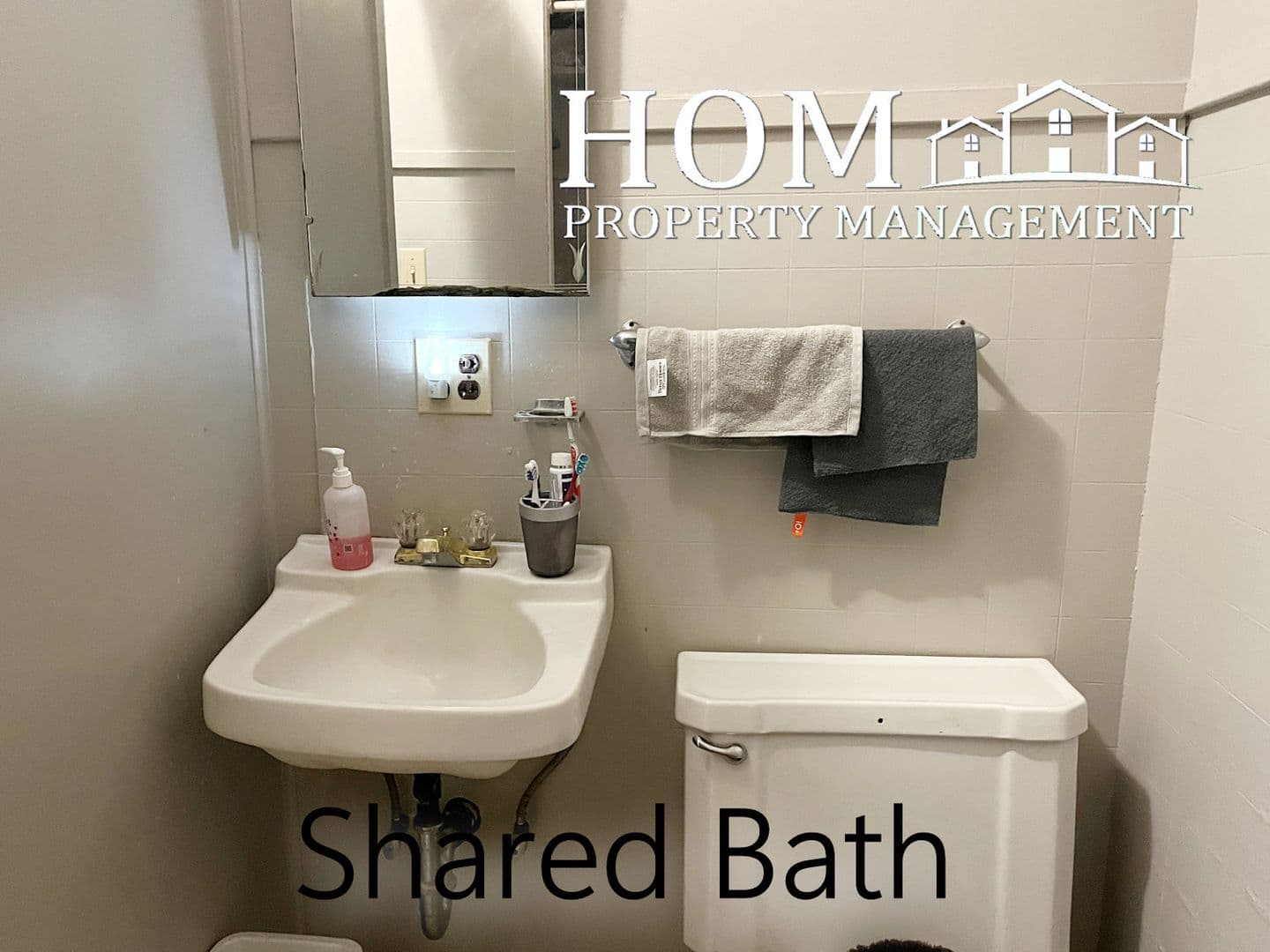 Mankato Apartment: 102 South 5th Street