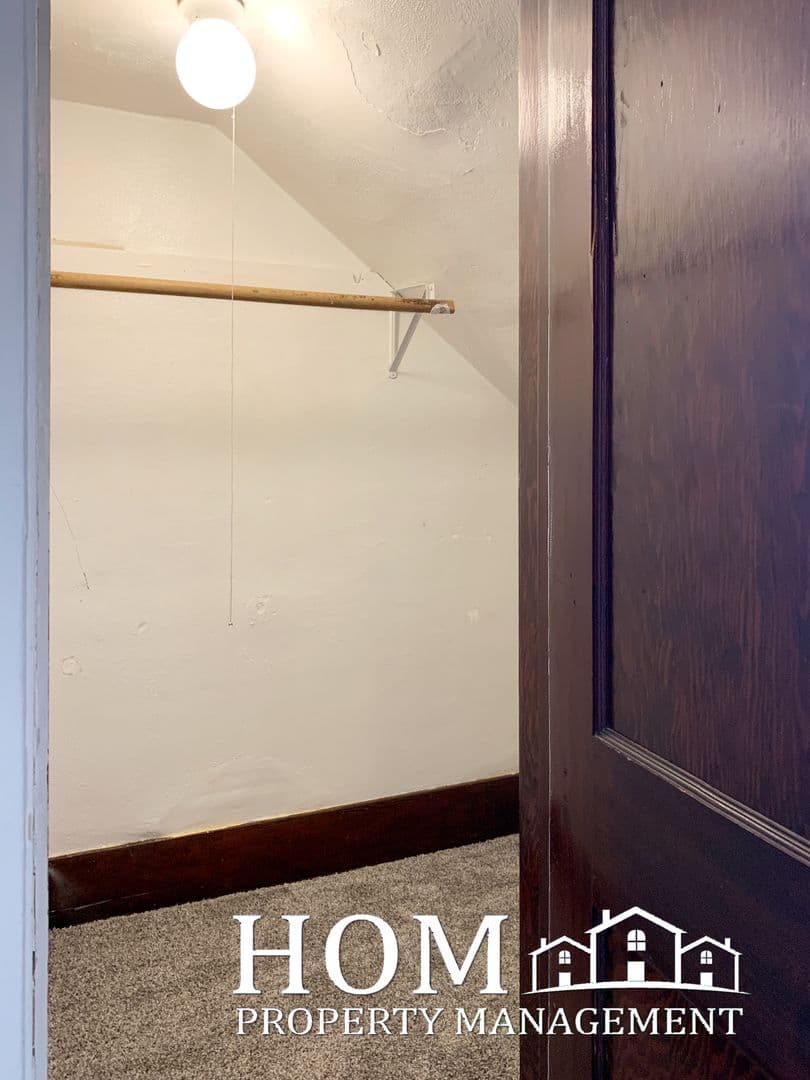 North Mankato Apartment: 630 Lyndale Street
