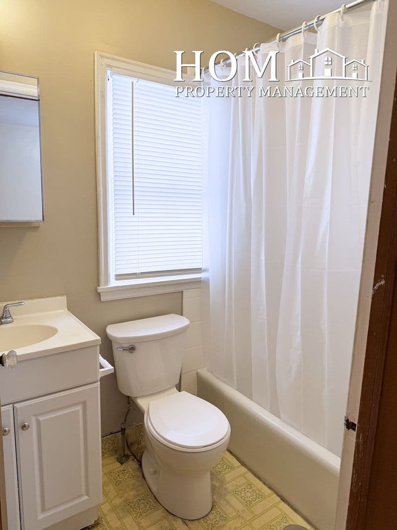 Mankato Apartment: 308 North Broad Street