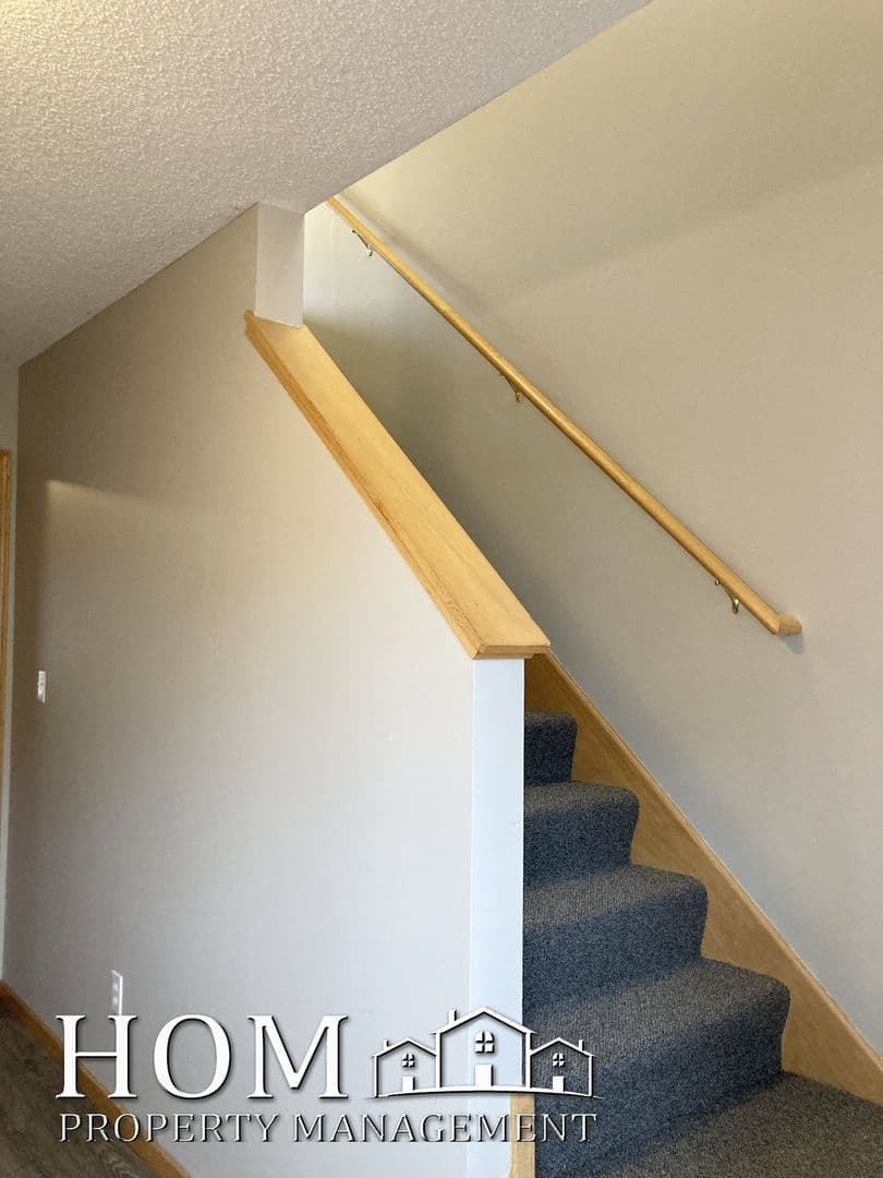 Mankato Townhome: 624 Tanager Path