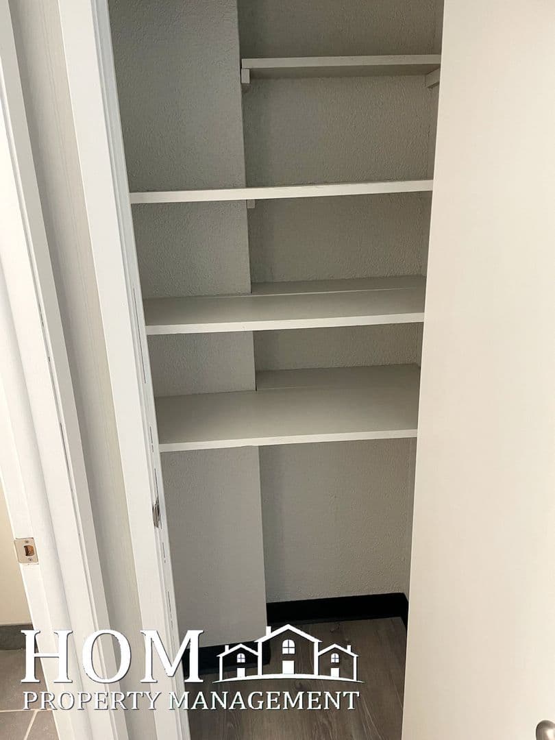 Waseca Apartment: 509 4th Street Northeast