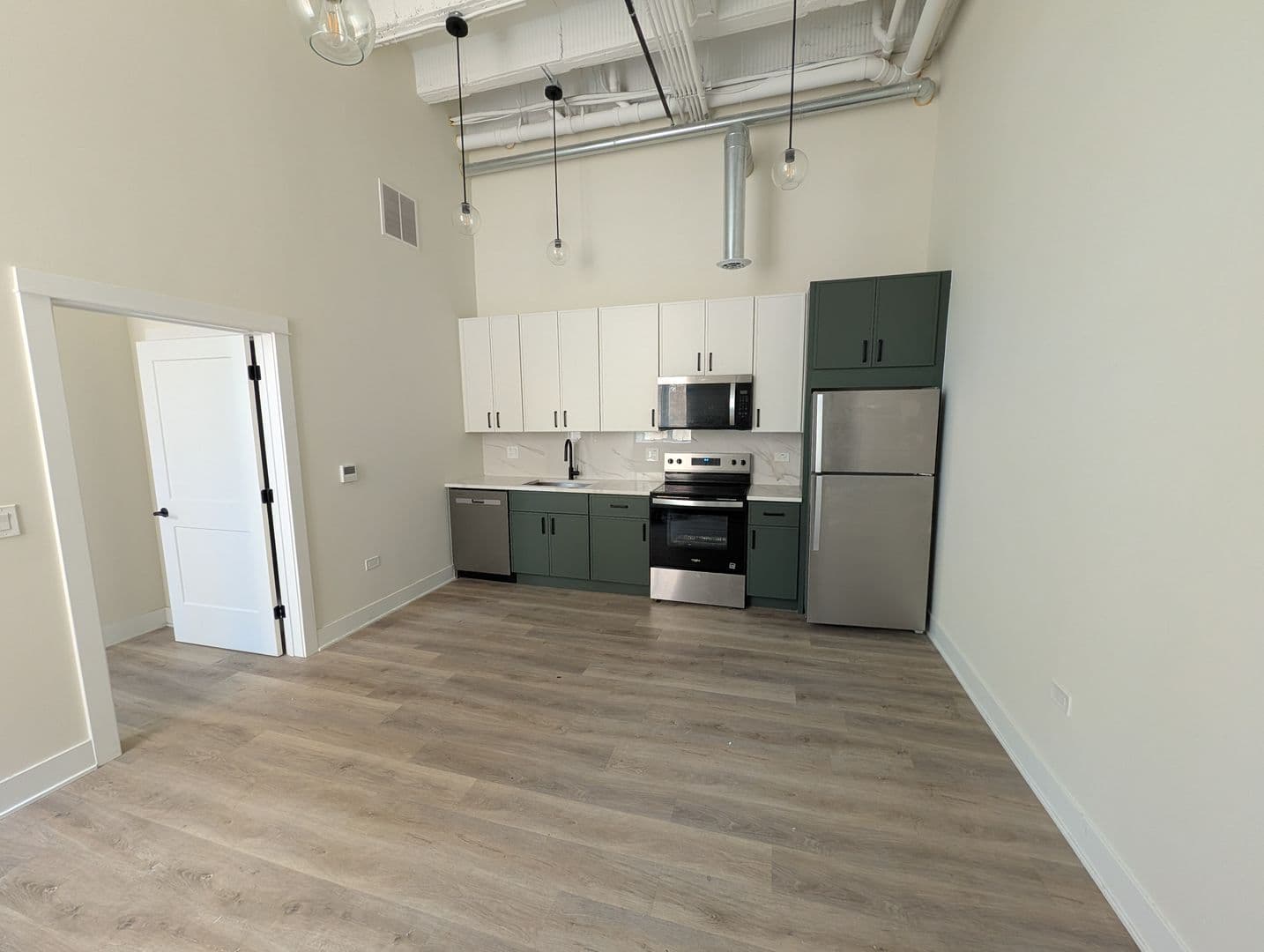 Evanston Apartment: 1453 Maple Ave.