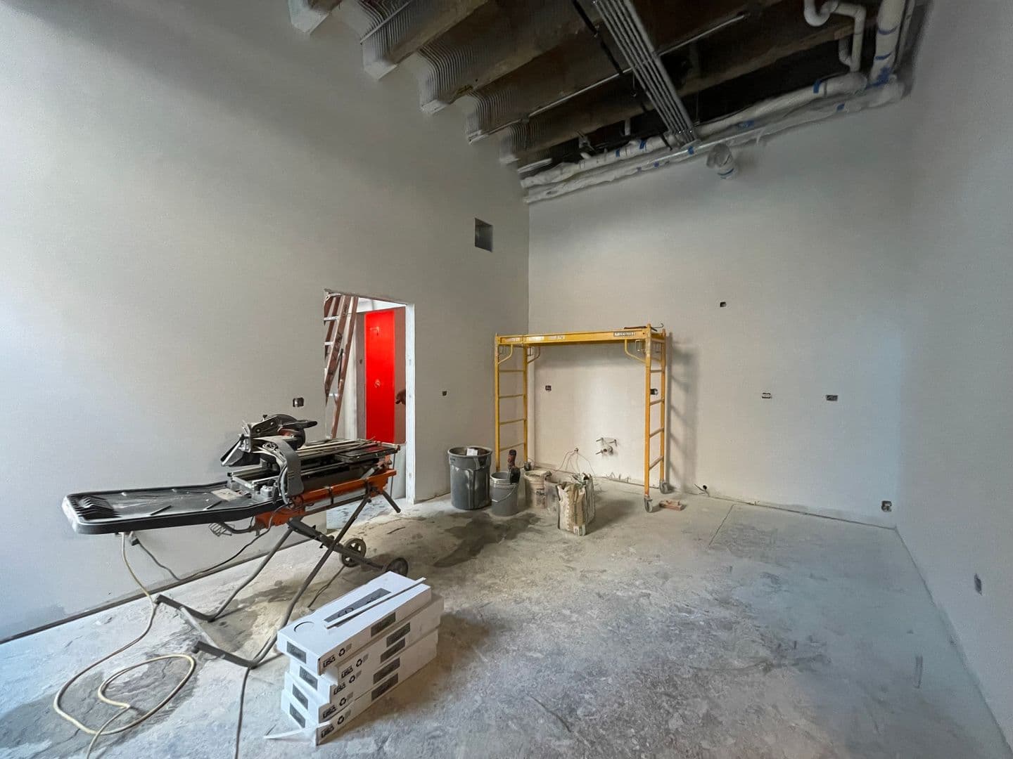 Evanston Apartment: 1453 Maple Ave.