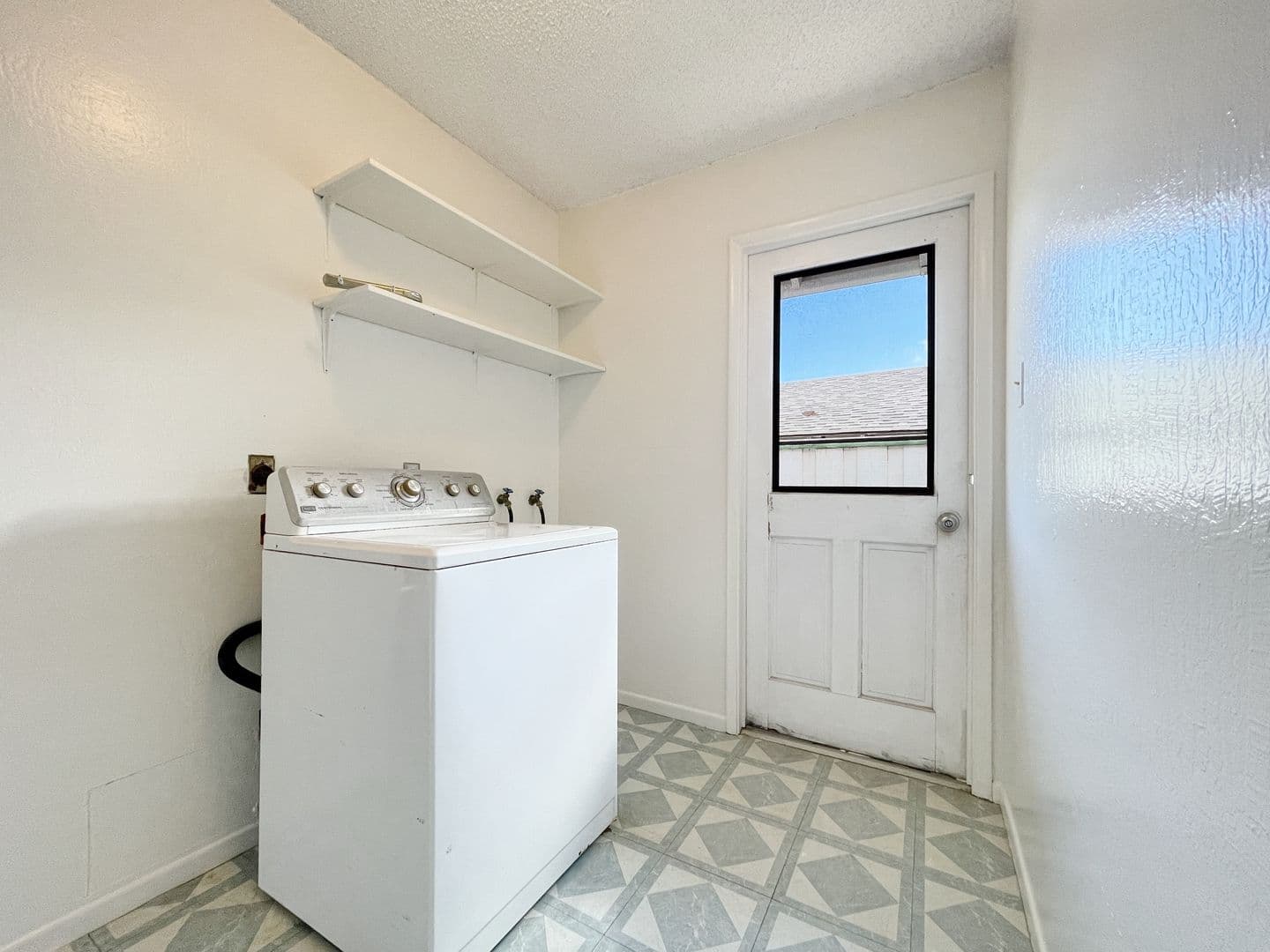Kailua House: 266 Akiohala  St.