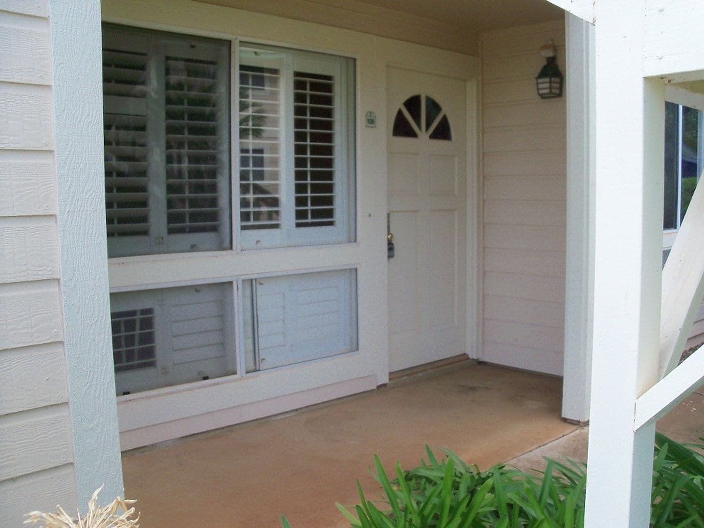 Kapolei House: 92-1163 Palahia St. #E106