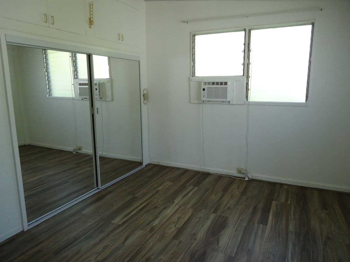 Pearl City House: 1616 Hookani St.