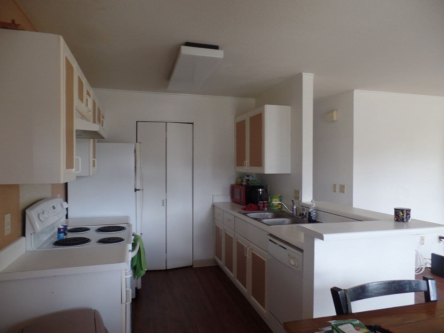 Kapolei House: 92-1163 Palahia St. #E106