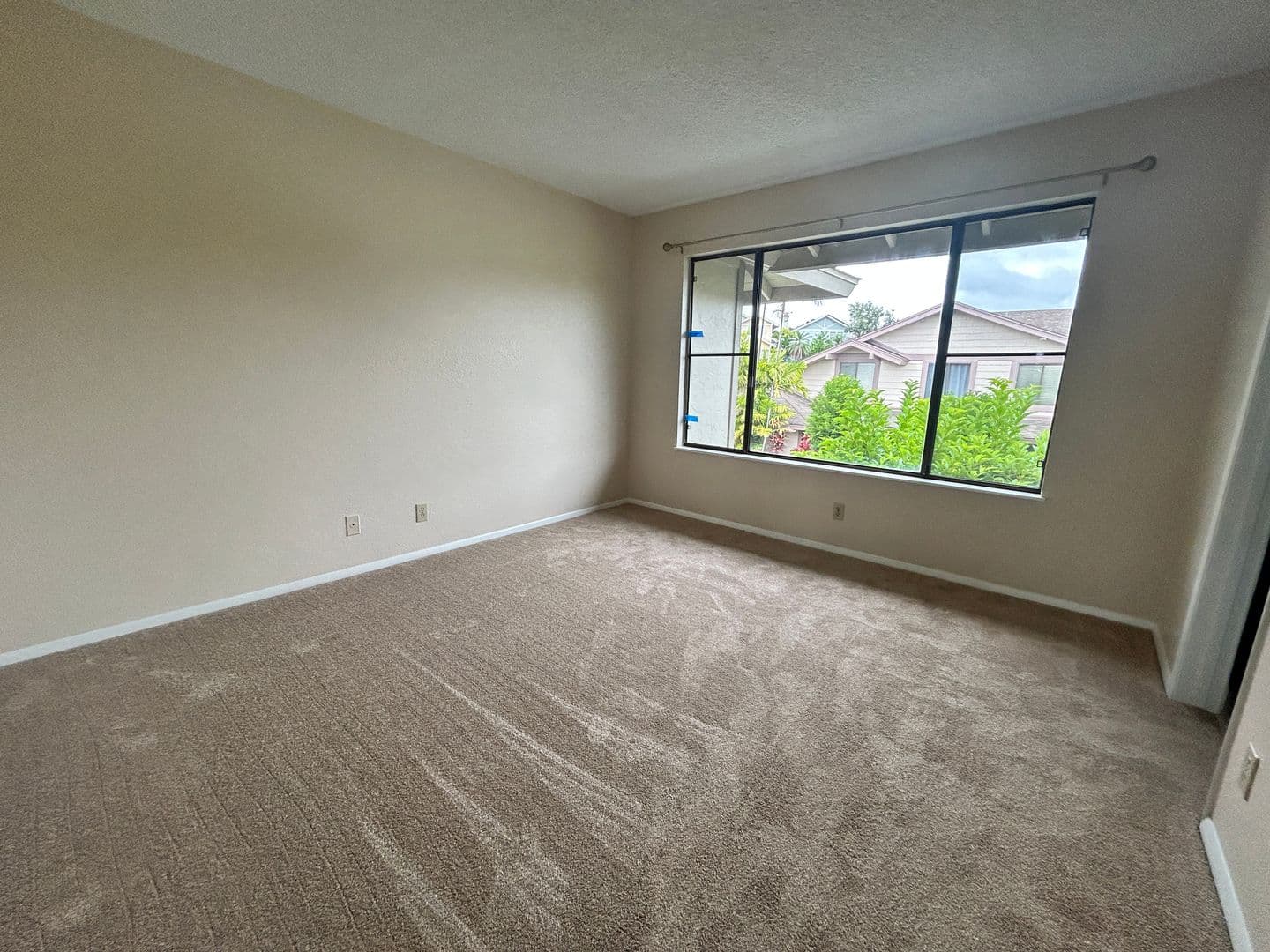 Aiea Townhome: 98-1784 Kaahumanu Street Unit 66C