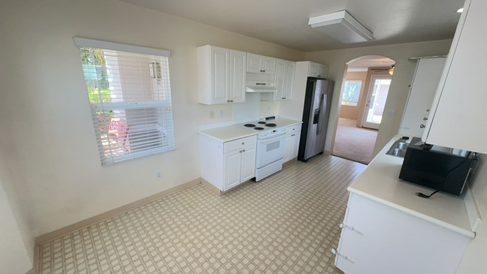 EWA BEACH House: 91-1014 KAI KUKUMA STREET