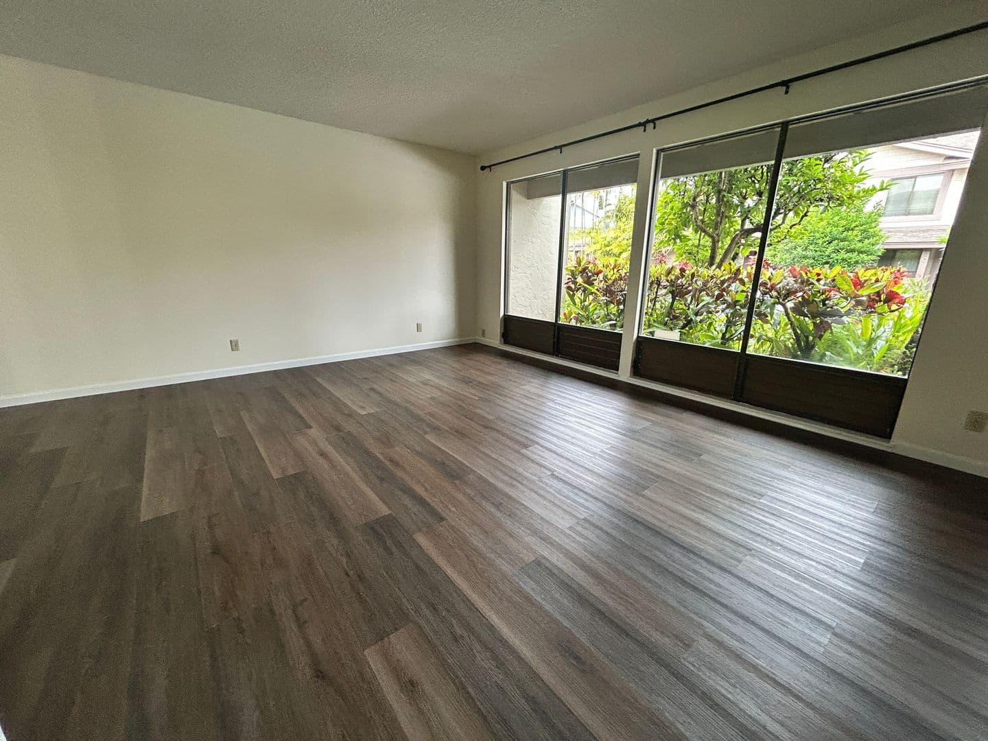 Aiea Townhome: 98-1784 Kaahumanu Street Unit 66C