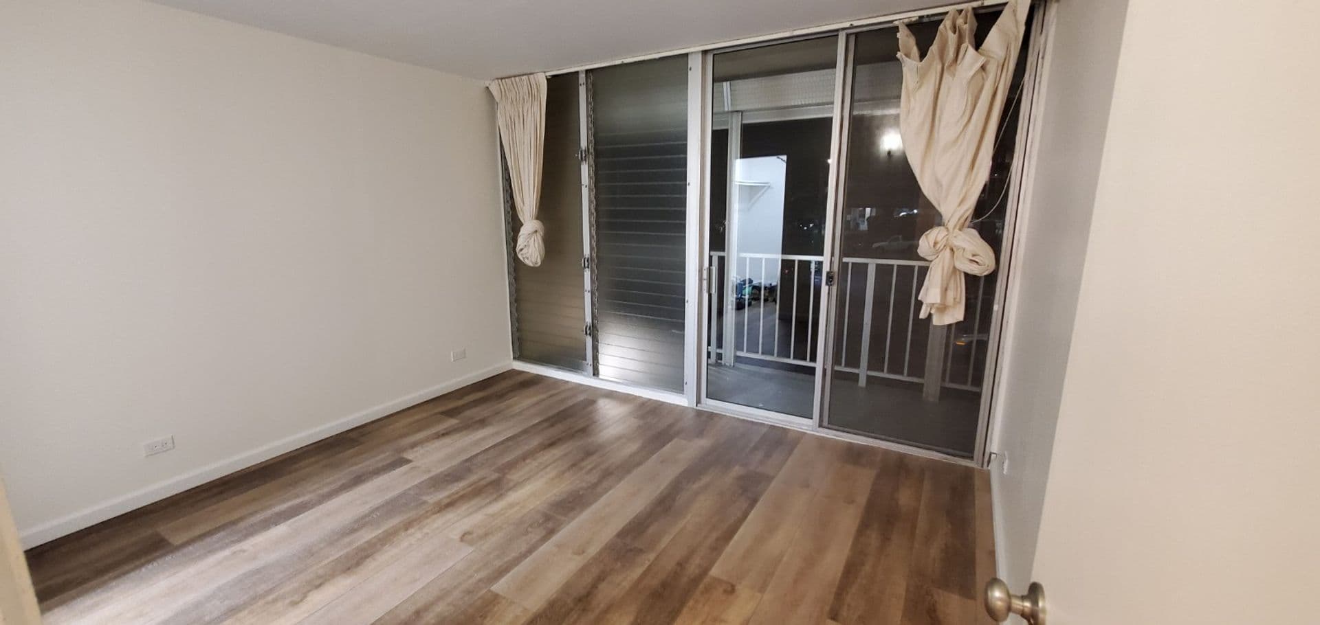Honolulu Condo: 1821 KEEAUMOKU ST Unit 202
