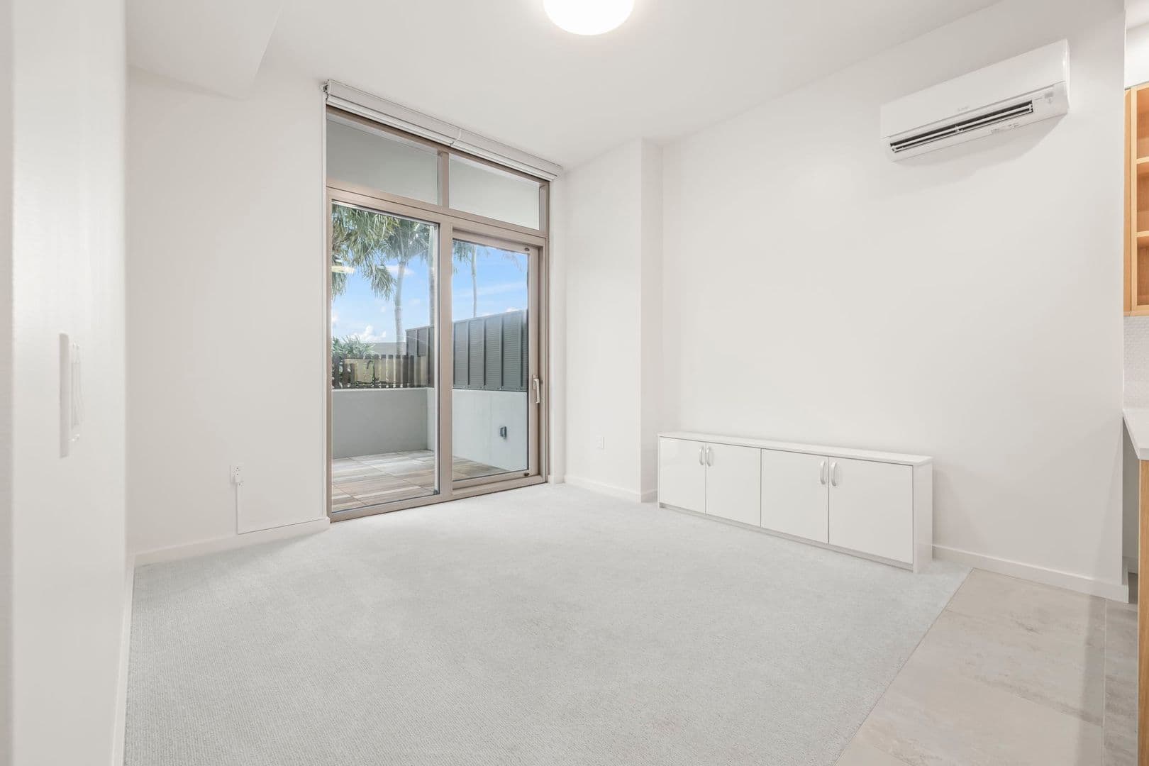 Honolulu Townhome: 1388 Kapiolani Blvd., Apt. #810