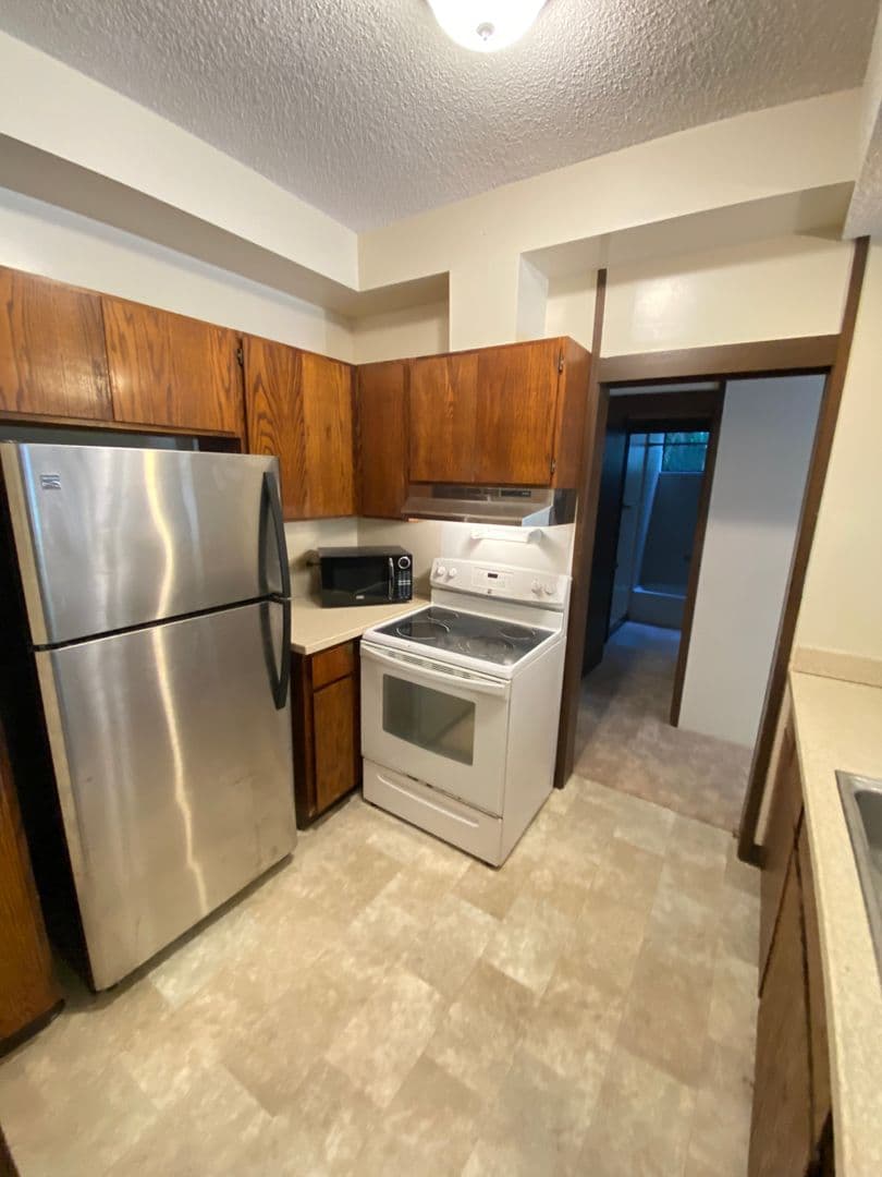 Kailua House: 1020 Aoloa Place, #107A