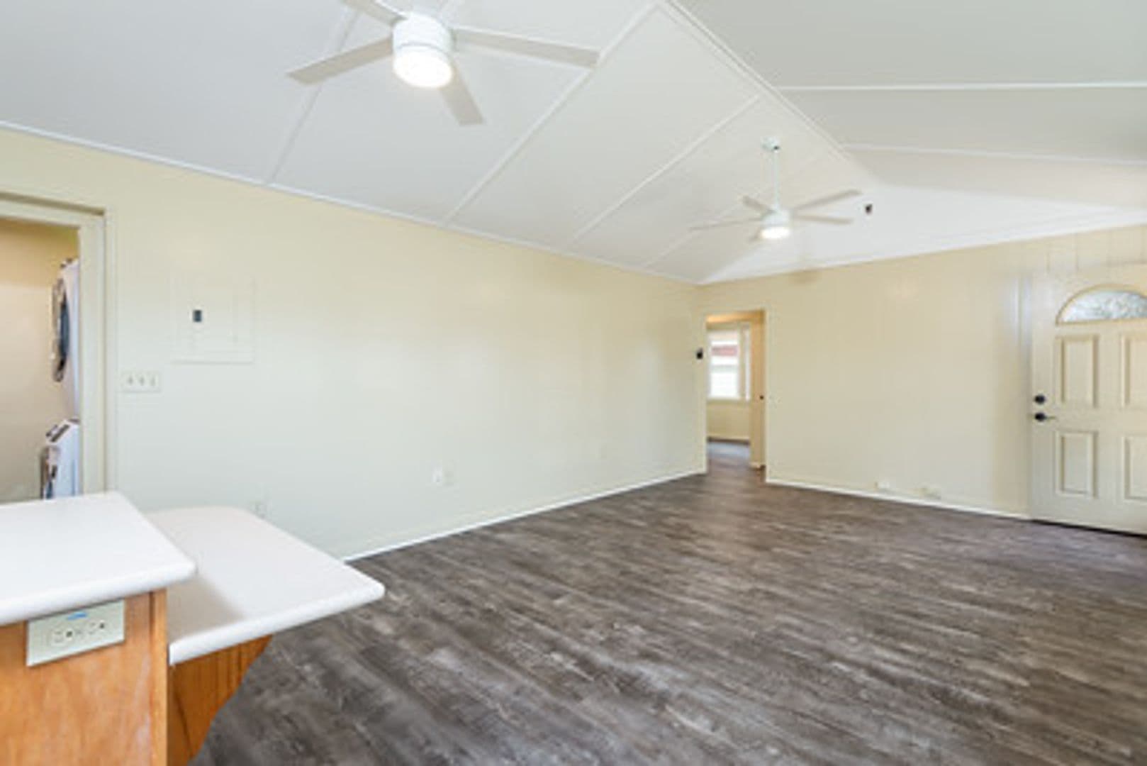 Kailua Apartment: 442 Kaha St.