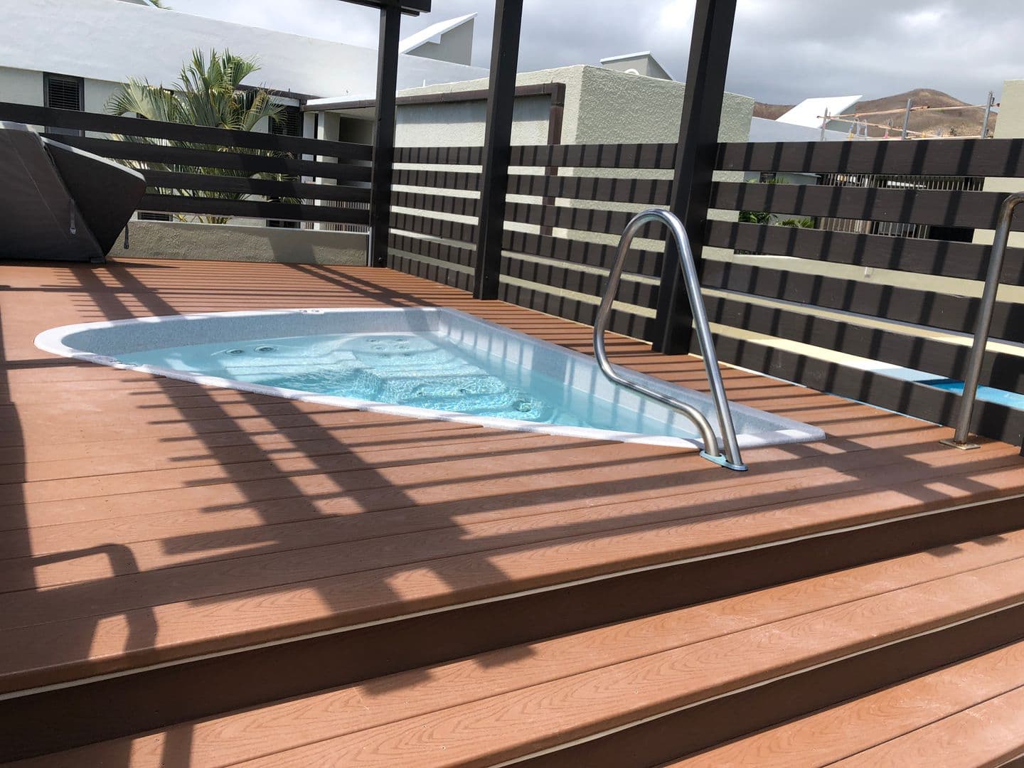 Kailua House: 1020 Aoloa Place, #107A